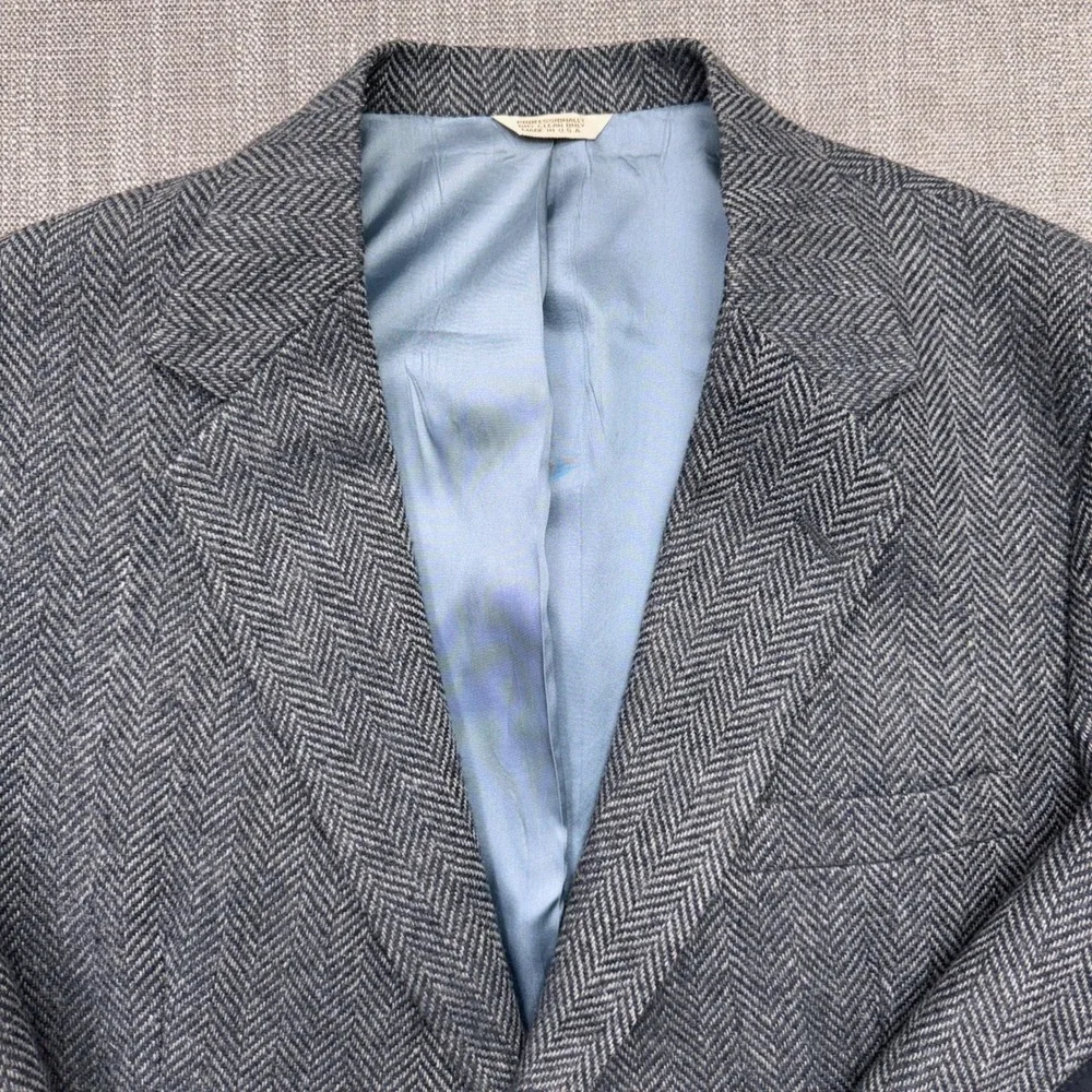 Vintage Made in USA Herringbone Tweed Blazer Grey Blue Elbow Patches 44L